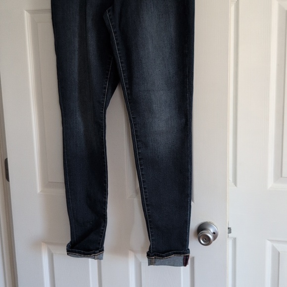 Maurices Mid Rise Dark Wash Skinny Jeans in Deep Blue Size Large Long - Picture 2 of 8